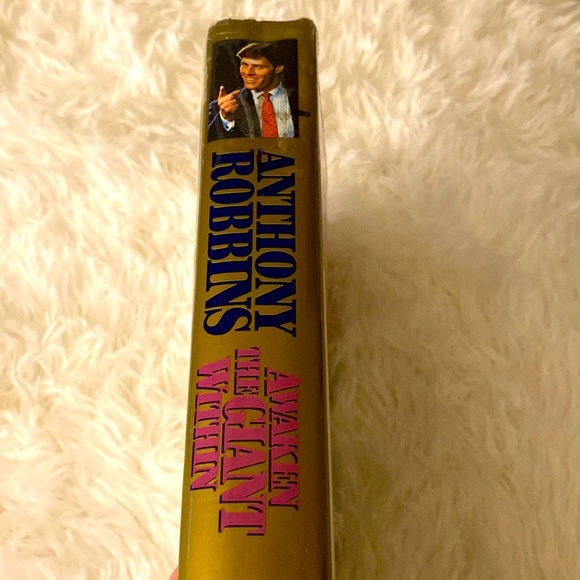 AWAKEN THE GIANT WITHIN by ANTHONY ROBBINS - Picture 2 of 3